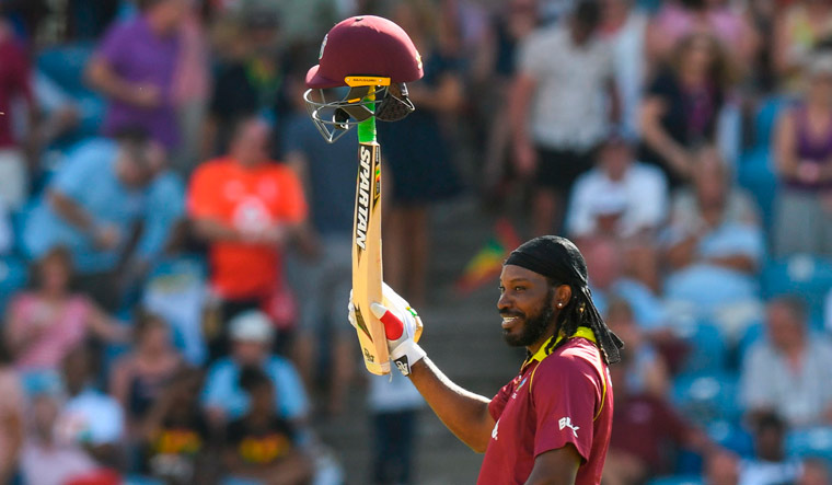 chris gayle with his family