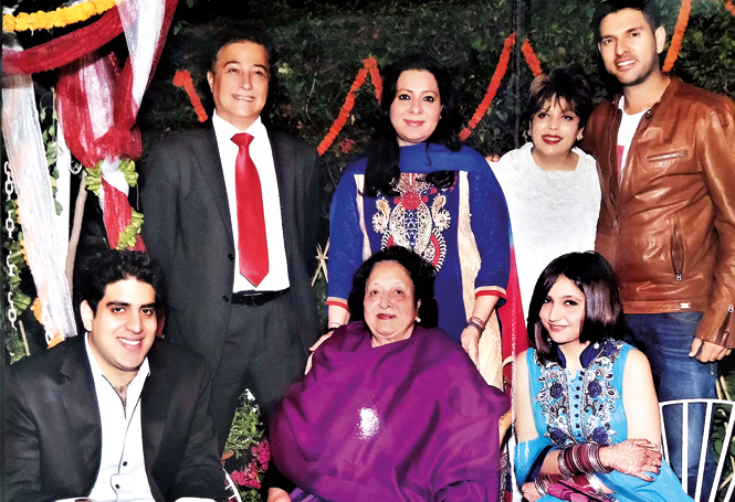 Yuvraj Singh family