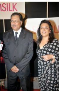 Zaheer Abbas with his wife