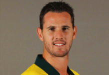 Shaun Tait Biography, Records, Height, Weight, Age, Family and more