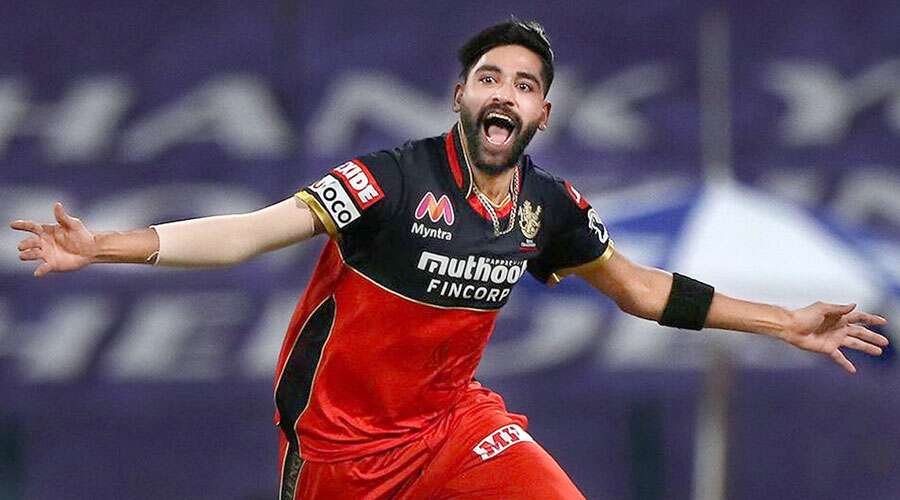 Mohammed Siraj Full Biography, Records, Bowling, Age, Wife, IPL, Family