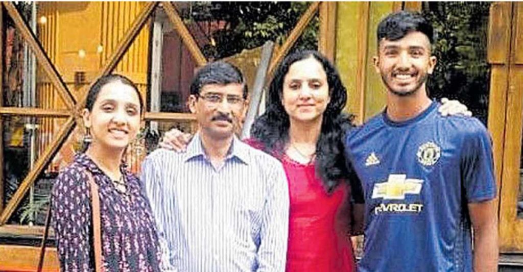 Devdutt Padikkal with his family - Indian Hot Deal