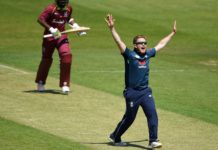 Liam Dawson Biography, Records, Batting, Bowling, Height, Weight, Age, Wife, Family, & More