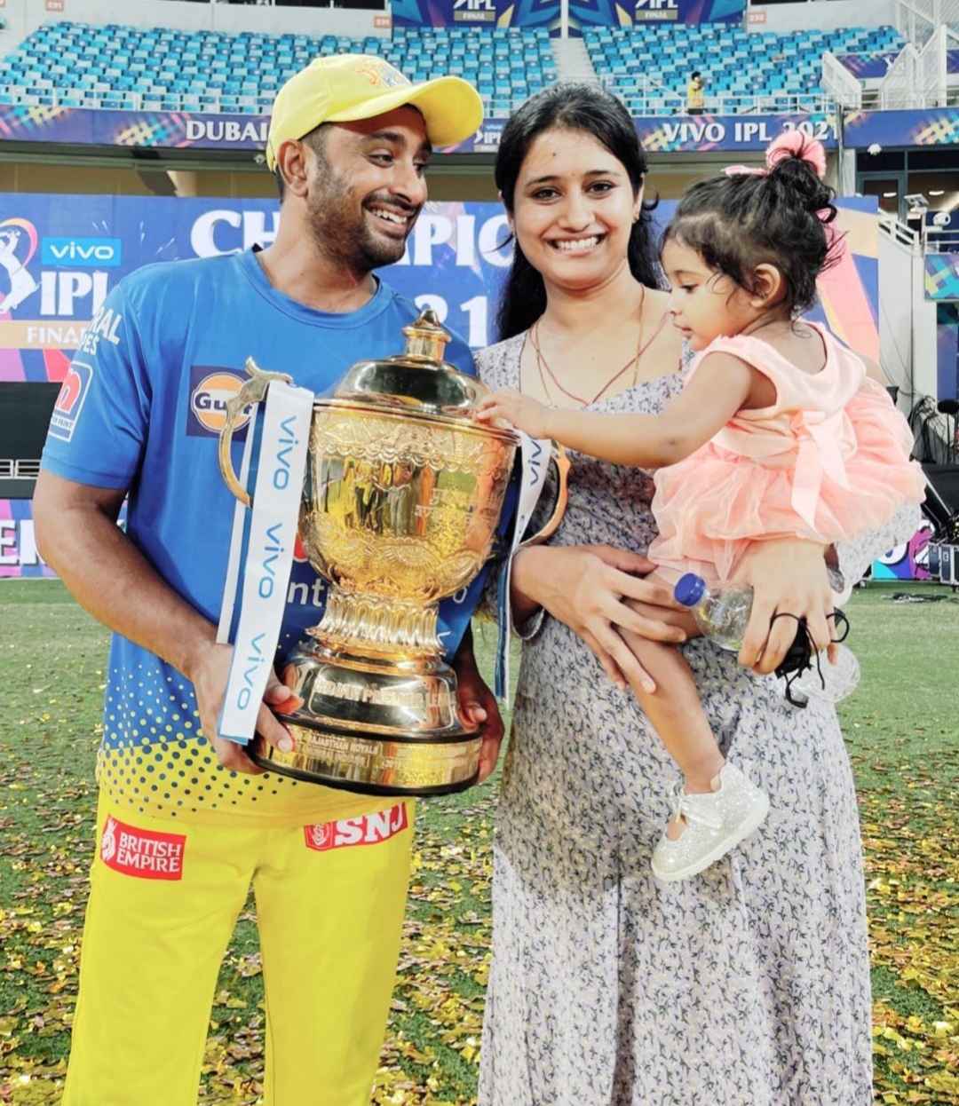 Chennai Super Kings Players Wives and Girlfriend 