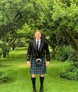 Loga Van Beek Biography